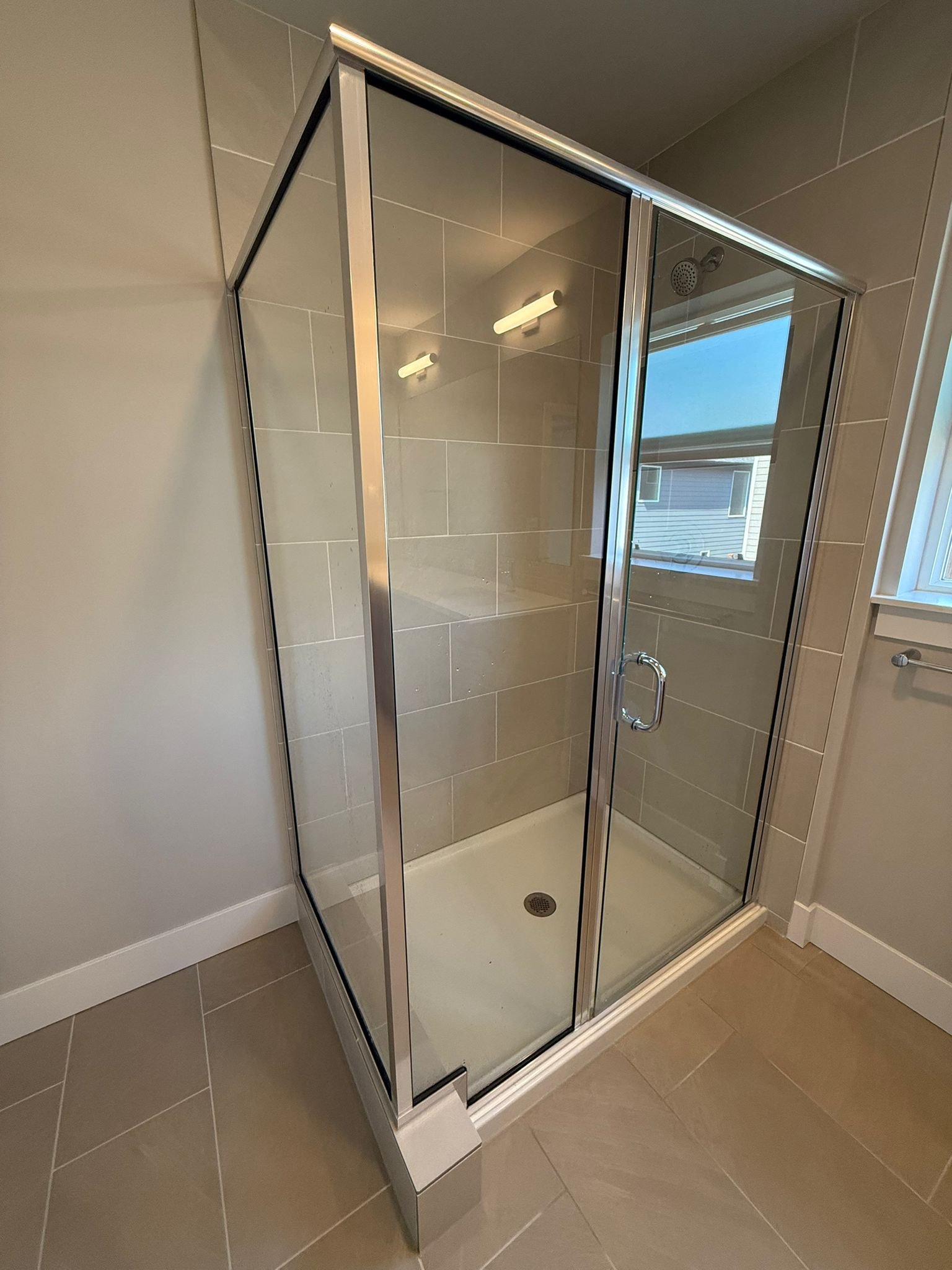 WhatsApp Image 2025-09-04 at 17.39.44 (1)